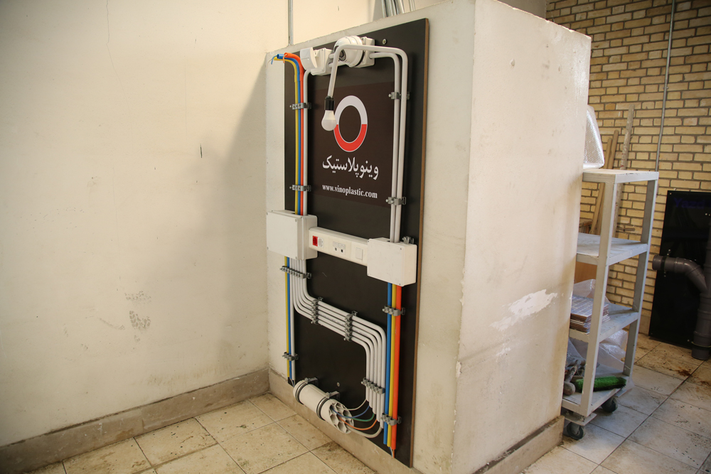 بازدید مشاور معاورن رییس جمهور از پروژه بنفشه اندیشه بهمن 99