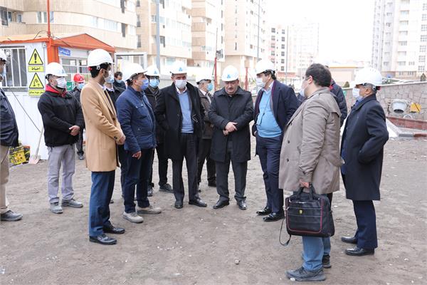بازدید جناب دکتر ظهری و هیات همراه از پروژه ی ارغوان رشیده در سوم دی ماه 99